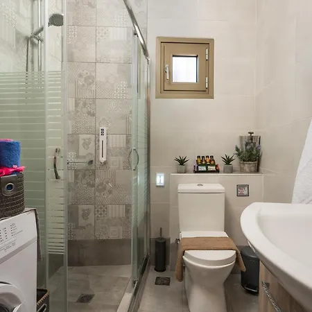Apartment Elegant By The With Comforts Kolymbari