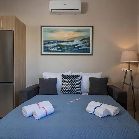 Elegant By The With Comforts * Kolymbari