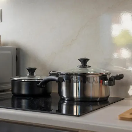 Elegant By The With Comforts Appartement